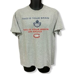 Vintage Y2K Toronto Maple Leafs Novelty T-Shirt